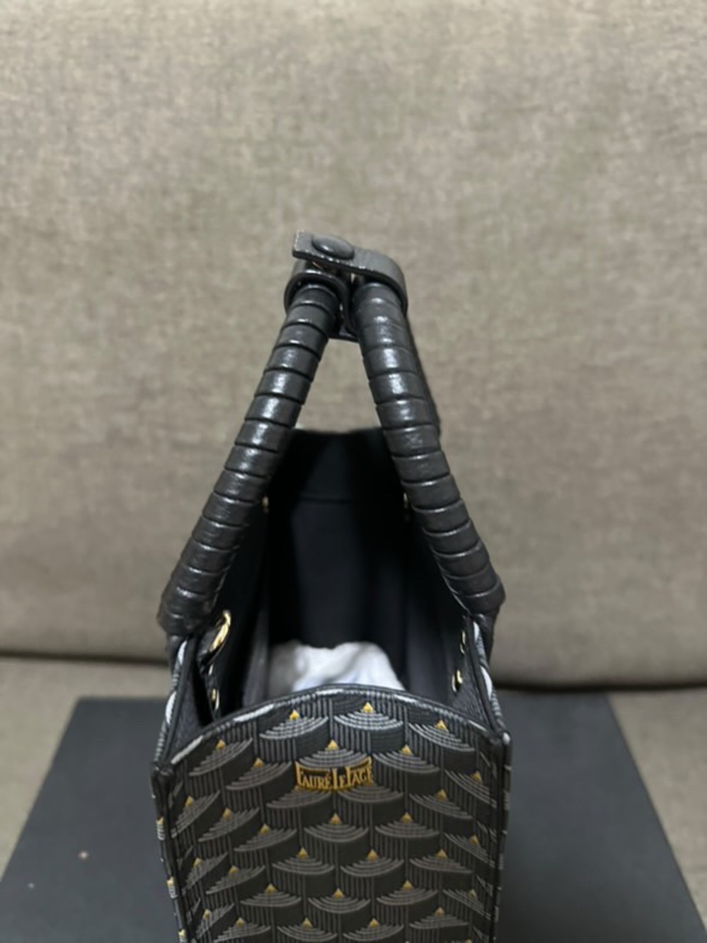 Faure Le Page Paris
Take it Easy 19 Bag - Picture 2 of 13
